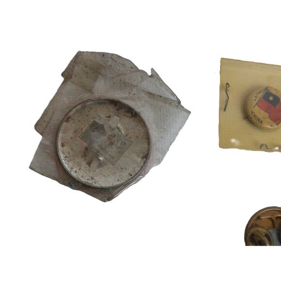 Vintage Military Badges and Pins Desert Storm Era Bundle Set of 10 - Picture 2 of 8